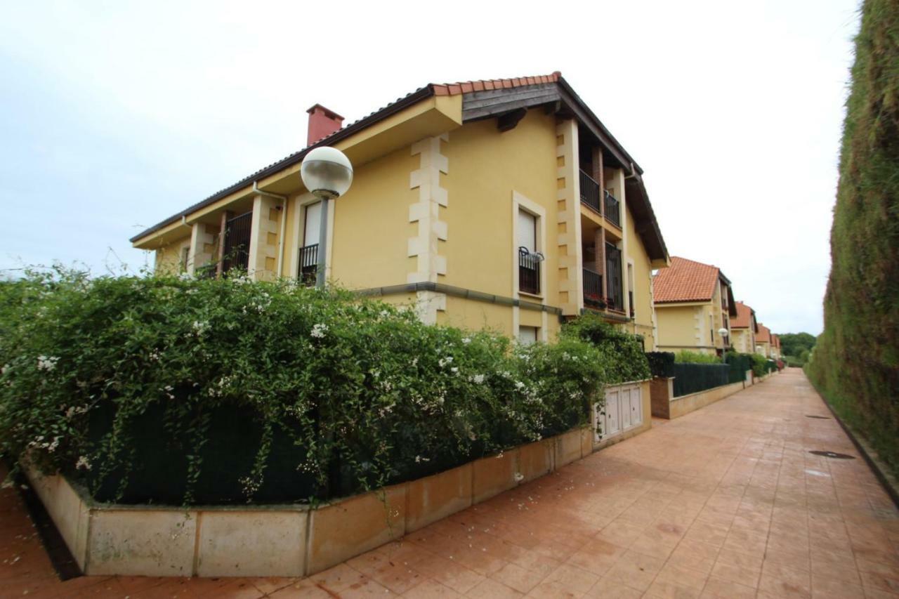 Urbanizacion Lagos Azules Apartamento Comillas Exterior foto
